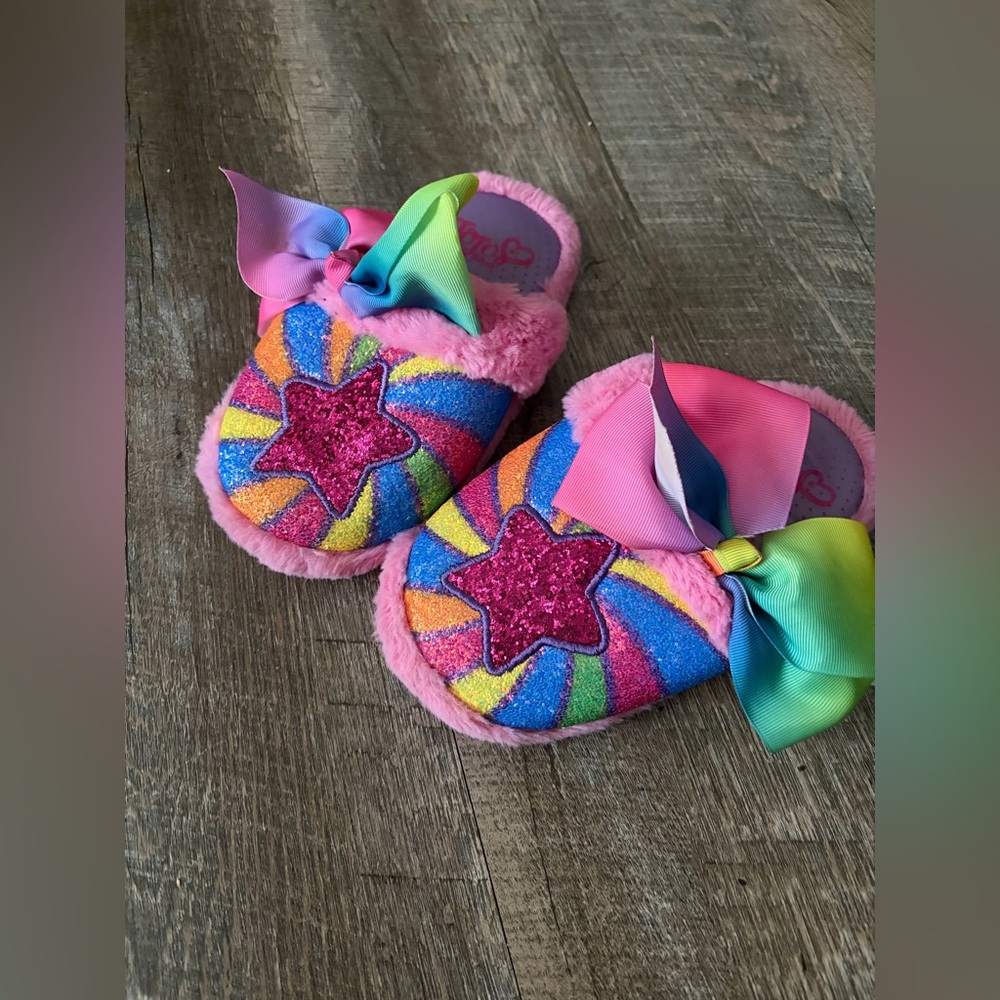 🌸 $10 SALE 🌸 Jojo Siwa Girls Slippers with Bow - Pink Multicolor